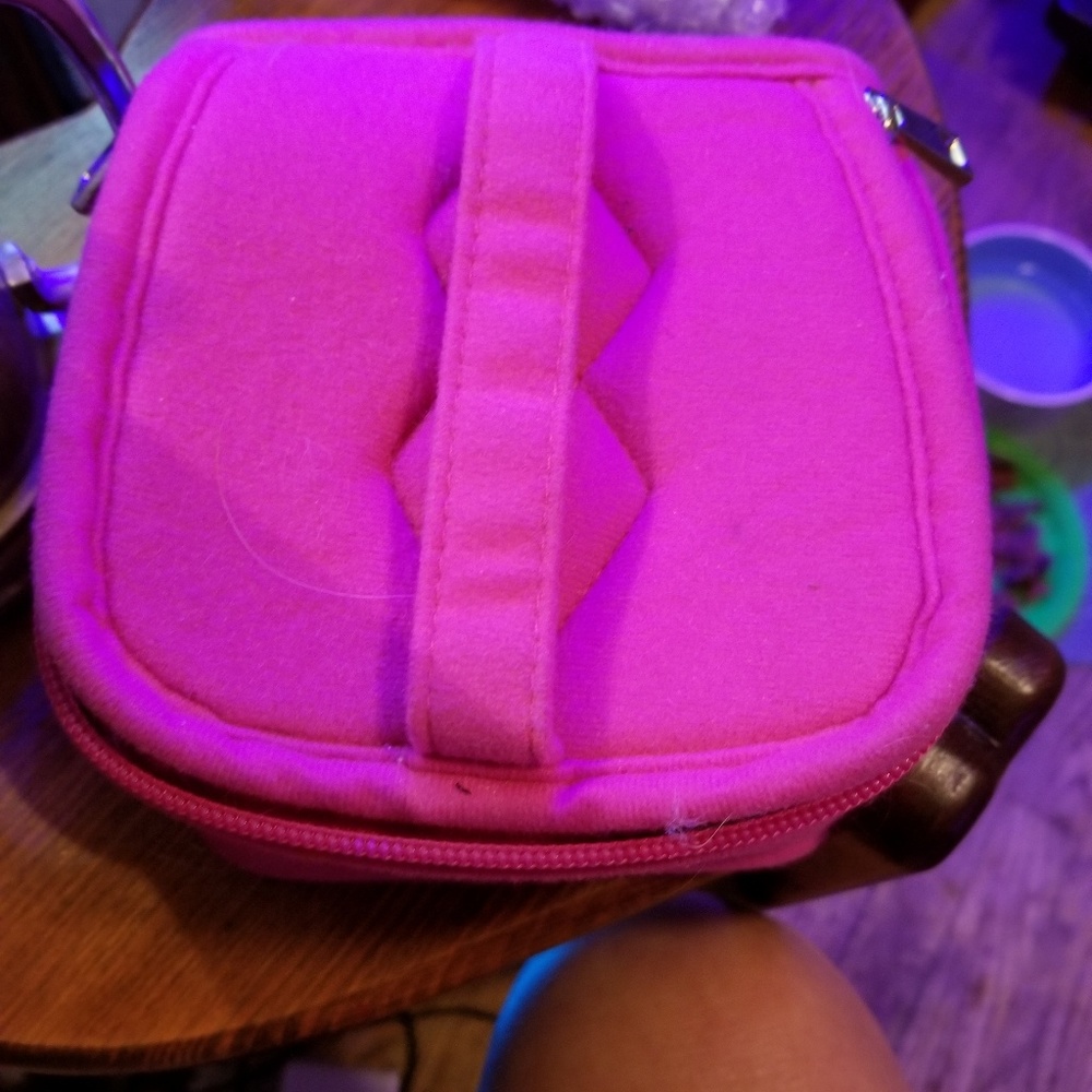 Essentials oils case